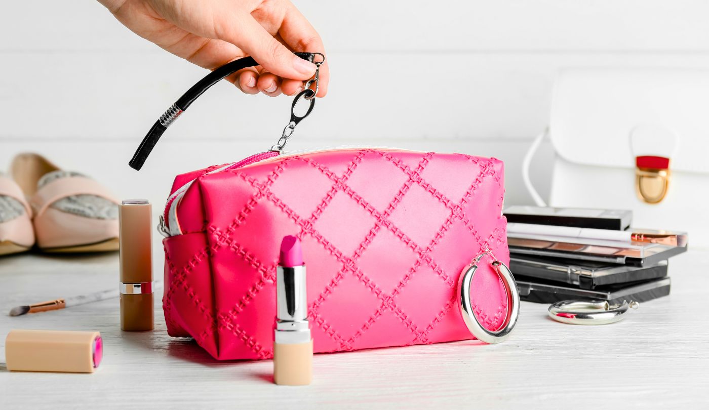 comment nettoyer une trousse de maquillage